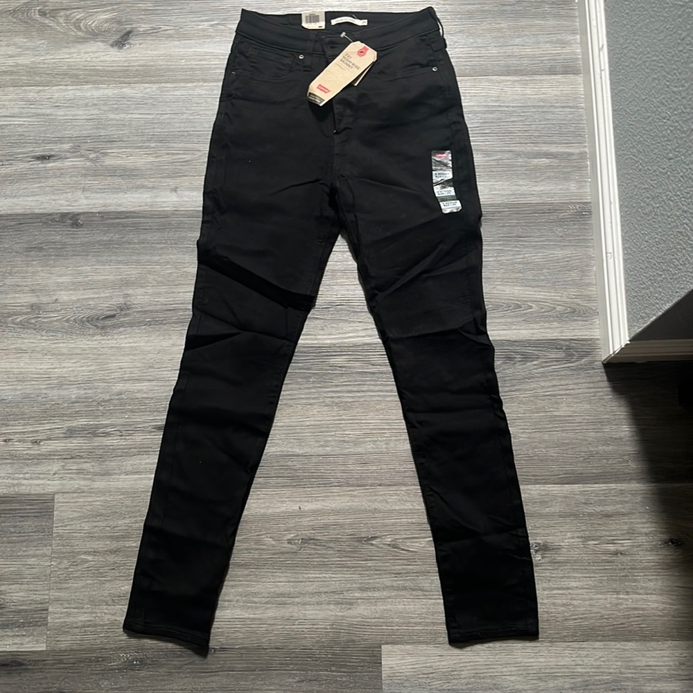 Levi’s 721 high rise skinny jeans